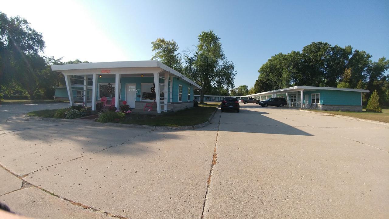 Motel 57 Sturgeon Bay Eksteriør billede