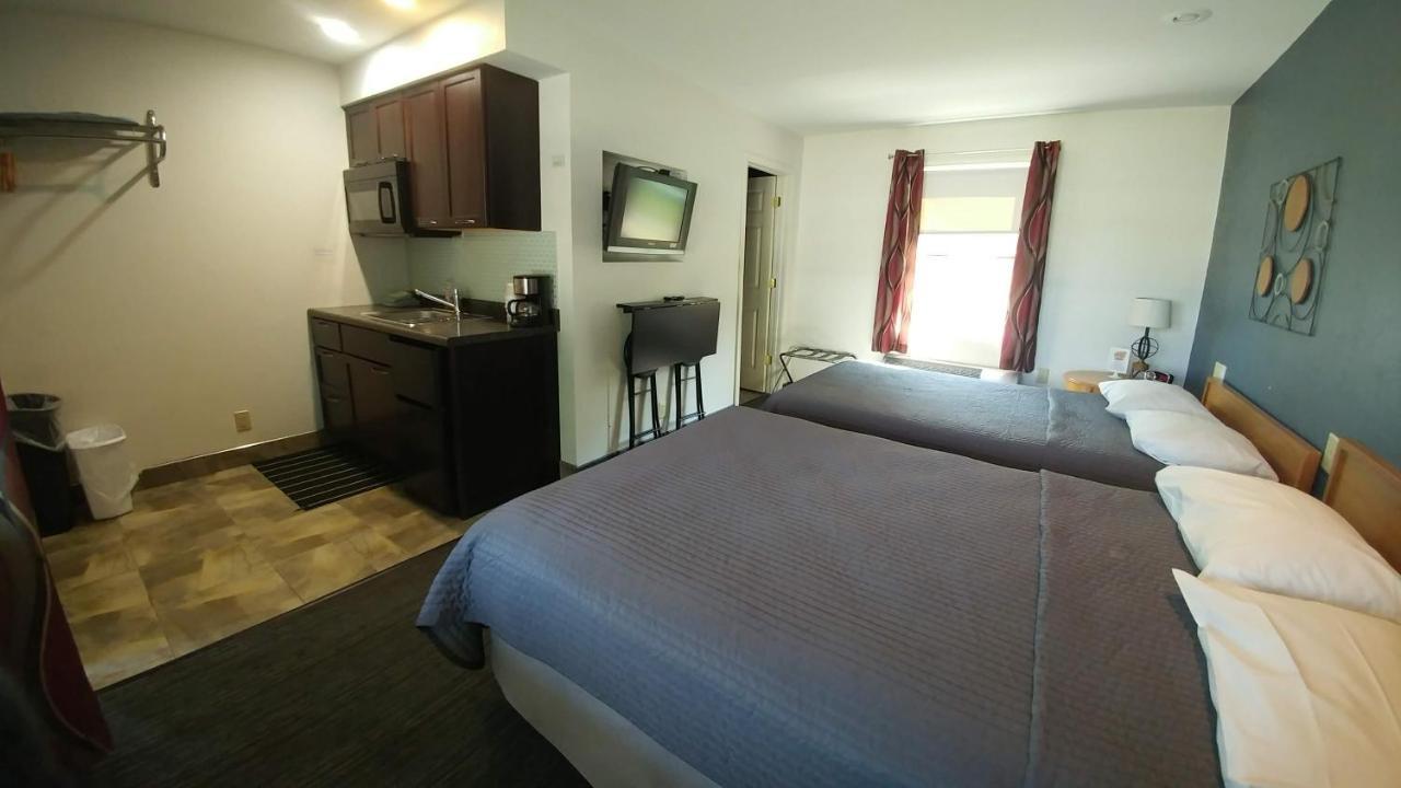 Motel 57 Sturgeon Bay Eksteriør billede